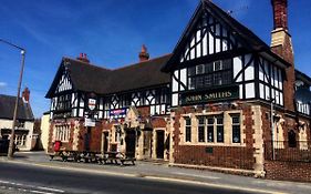 Ingram Arms, Hatfield
